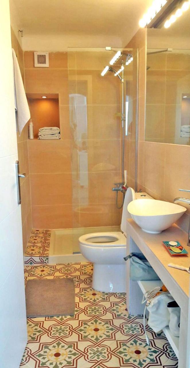 Breathtaking Costabrava Seaview Apartment 5M Beach - Casa Artevida Roses Bagian luar foto